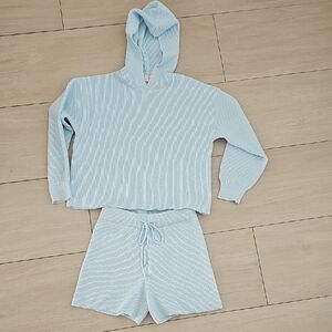 Pink Lily Light Blue Lounge Set